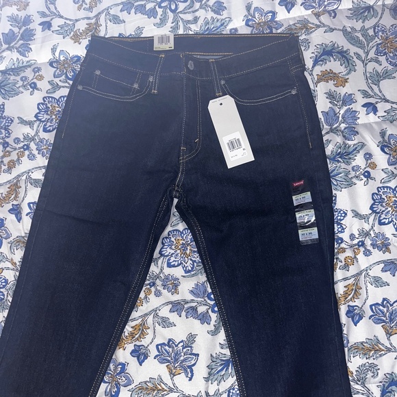 Levi’s FLEX 511 Jeans - Picture 2 of 3